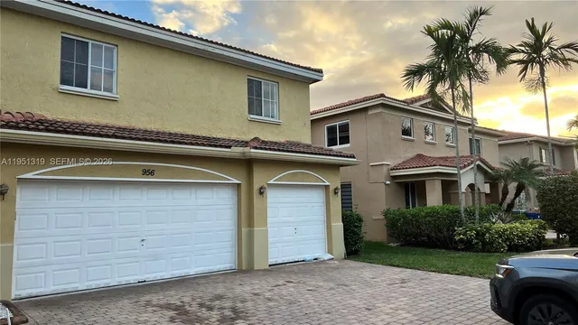$825,000 | 956 Northwest 206th Terrace, Miami Gardens, FL 33169