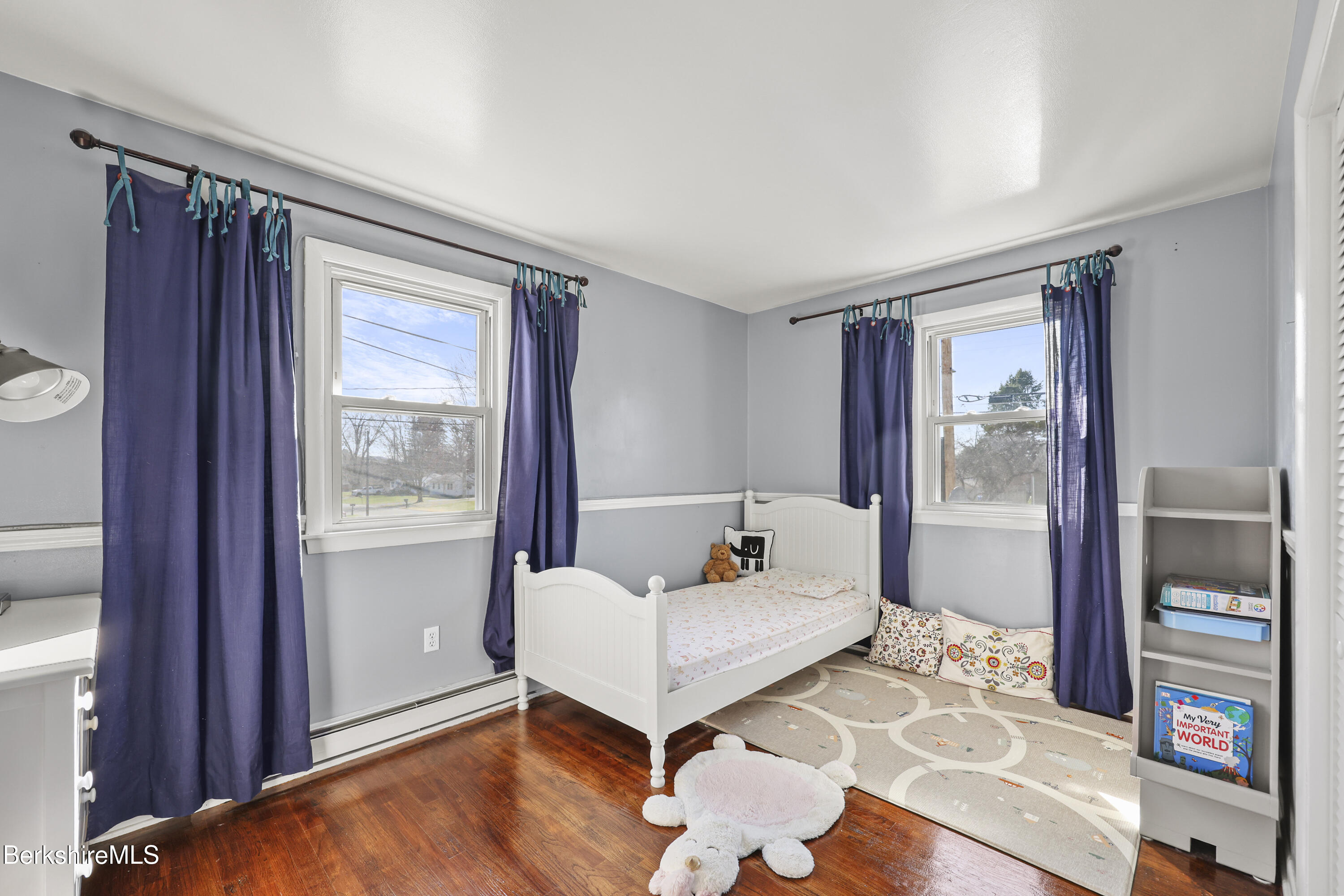 43 Baldwin Avenue Pittsfield, MA 01201 - Photo 22 of 31 a living room with furniture and a window