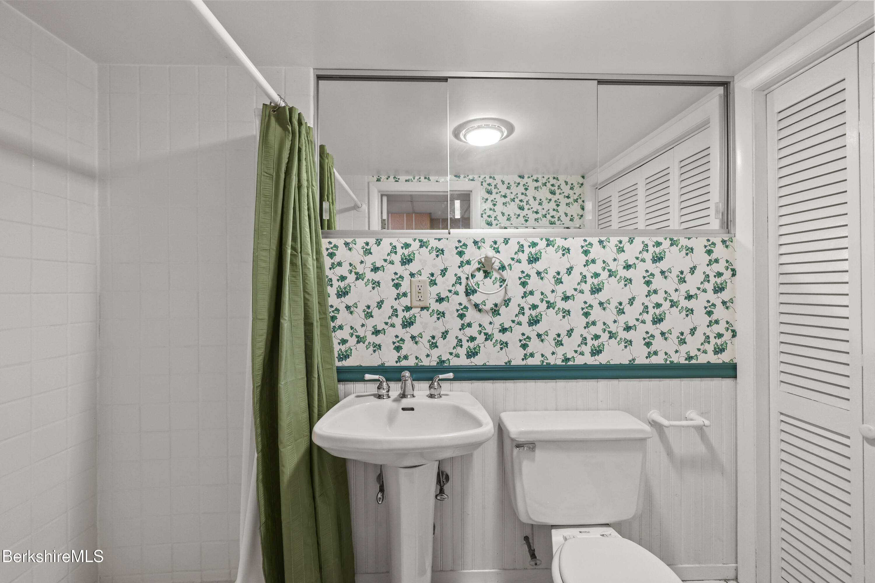 43 Baldwin Avenue Pittsfield, MA 01201 - Photo 27 of 31 a bathroom with a sink toilet and shower