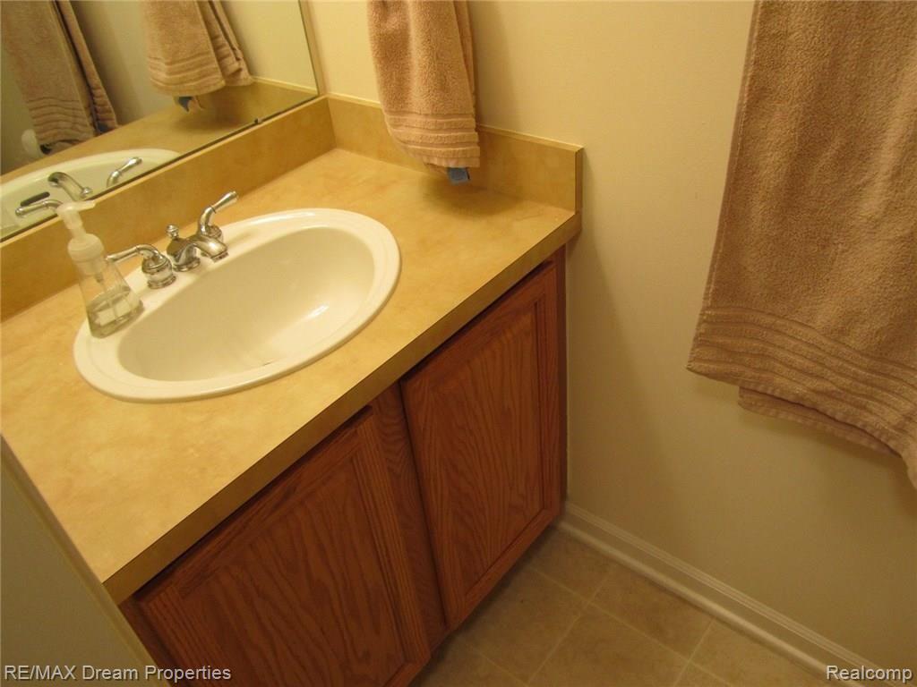 16892 Farmington Road Livonia, MI 48154 - Photo 21 of 25 16892 Farmington Livonia Mi 040.JPG
