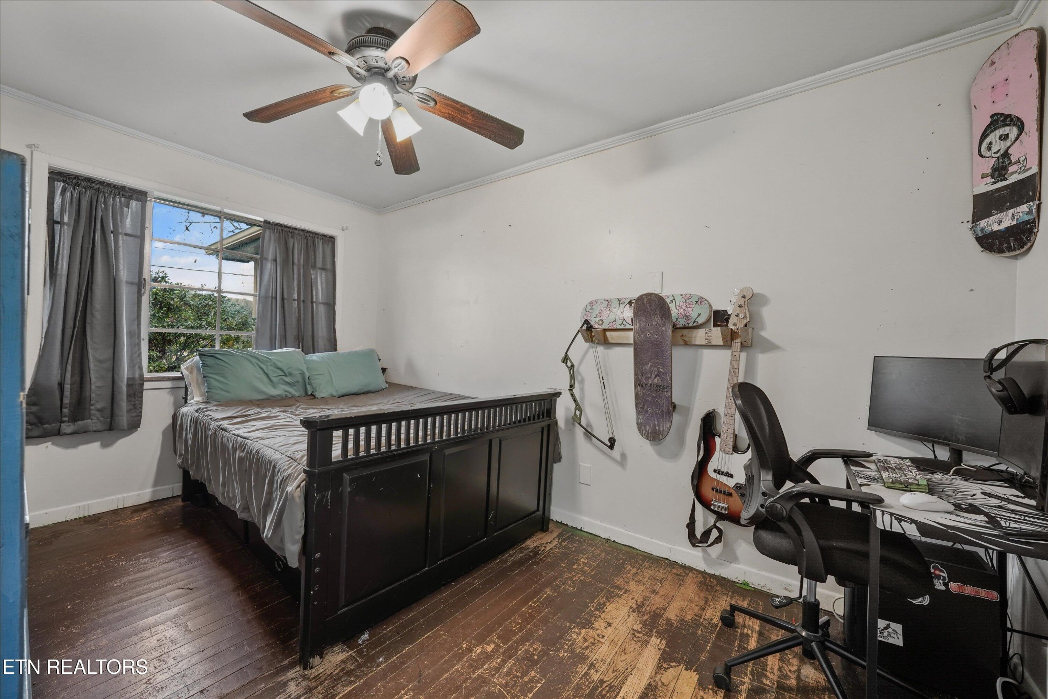 225 West Ford Valley Road Knoxville, TN 37920 - Photo 19 of 24 a bedroom with a bed and a chandelier