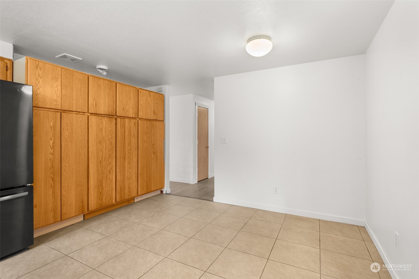 21608 Hobson Road Southwest Centralia, WA 98531 - Photo 8 of 35 Gallery Image 8
