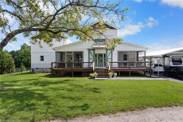 $499,500 | 106 Grants Home Trail, Ararat, NC 27007