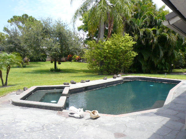 10751 Southeast River Ridge Road Tequesta, FL 33469 - Photo 16 of 18 Pool