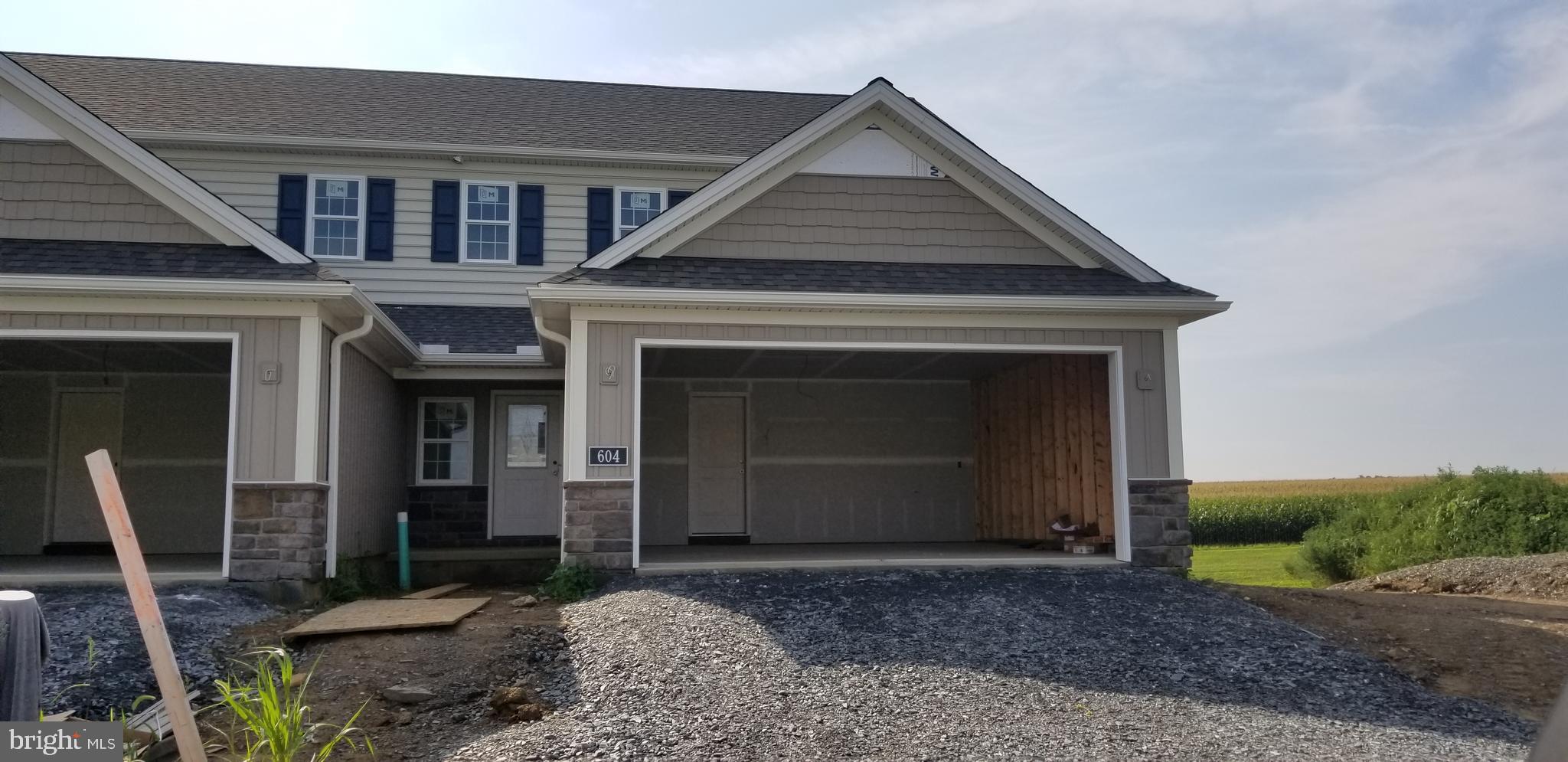 604 White Chapel Road, Unit 27 Lancaster, PA 17603 - Photo 3 of 10