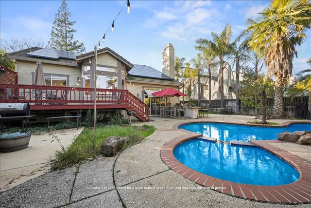 a view of outdoor space yard and patio