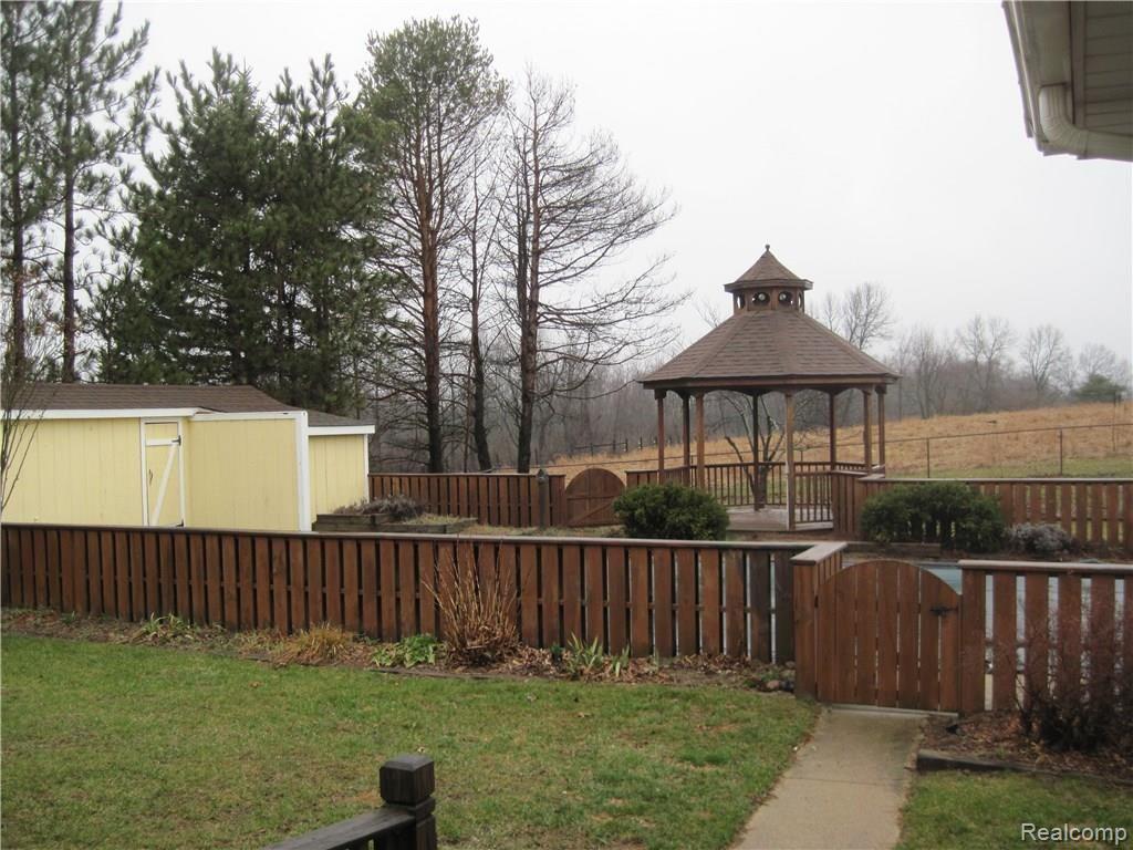 60 West Sutton Road Metamora, MI 48455 - Photo 8 of 39 Fenced in pool