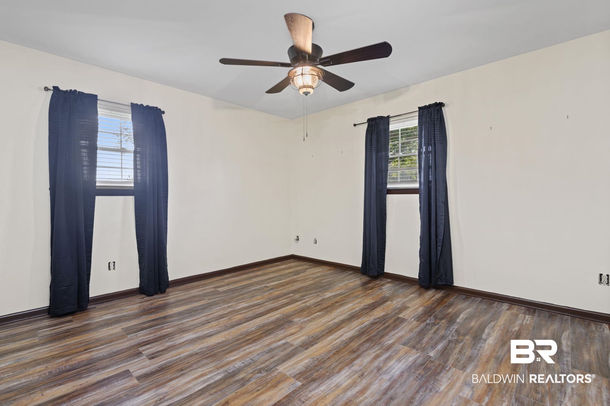 26710 Ernest Patterson Road Robertsdale, AL 36567 - Photo 21 of 37