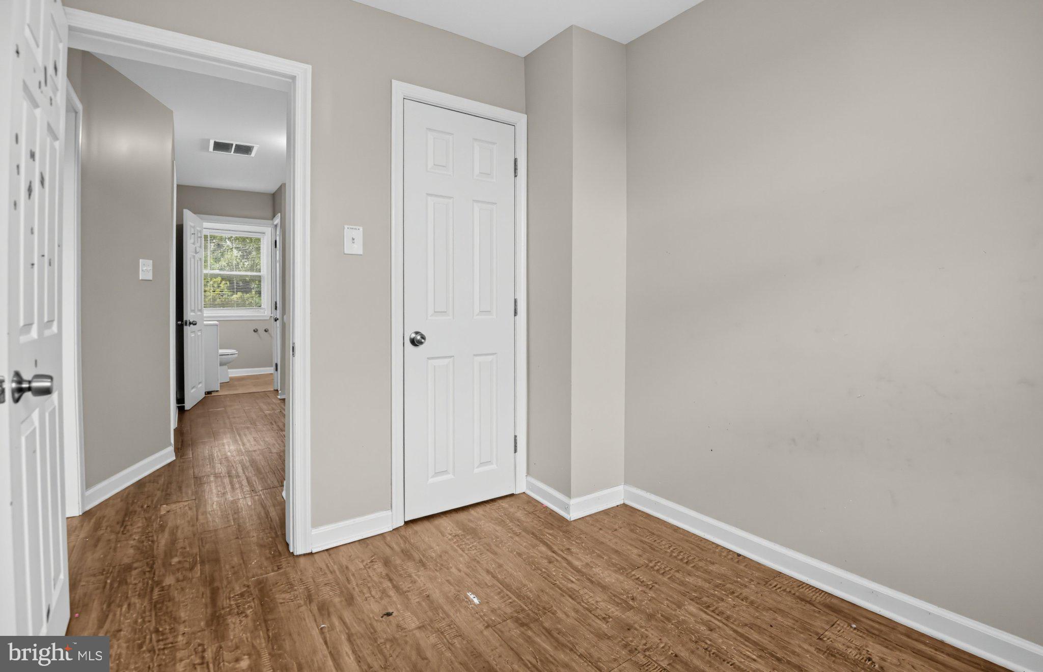 8541 Chestnut Oak Road Baltimore, MD 21234 - Photo 12 of 36 Gallery Image 12