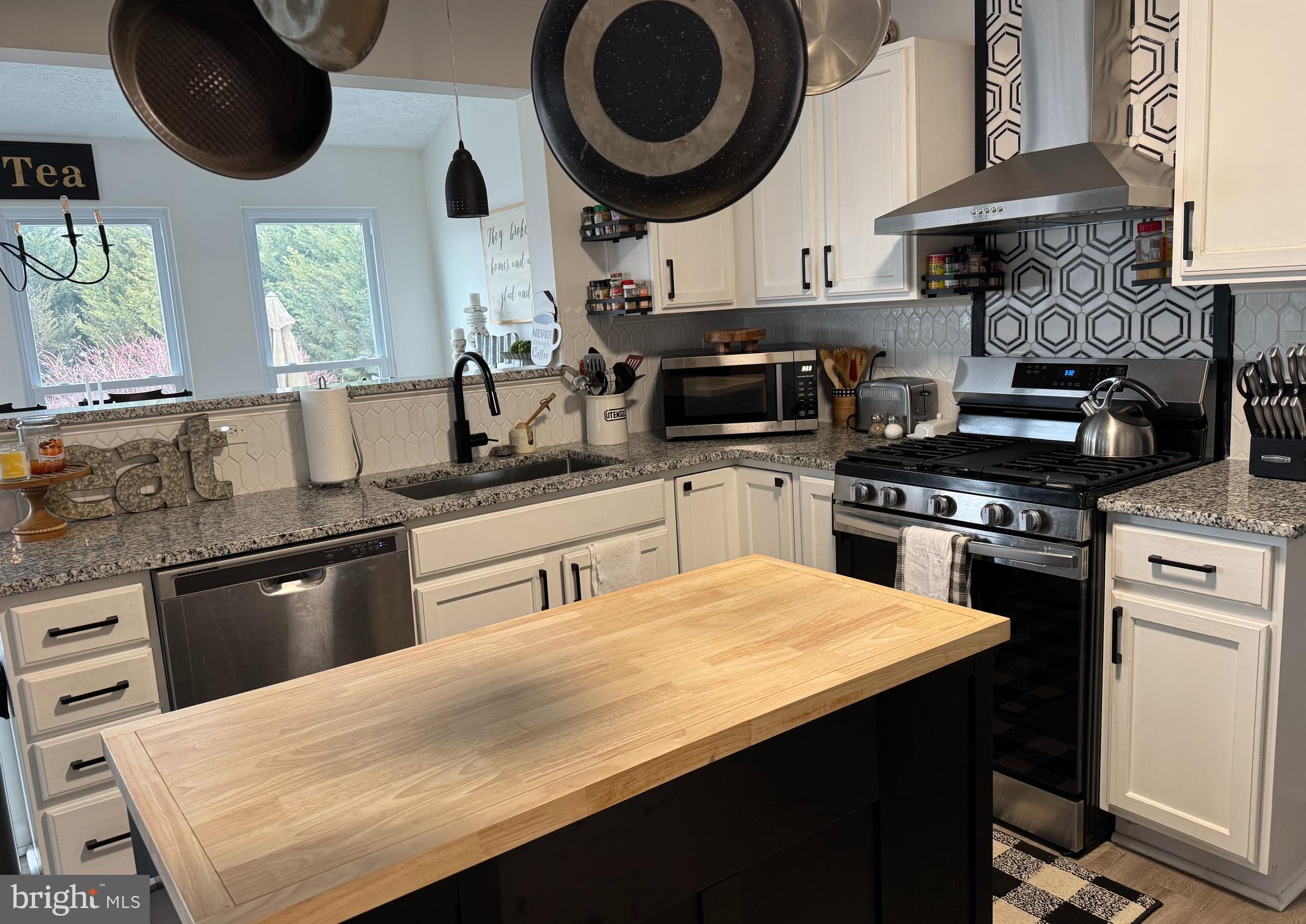 401 Piney Point Road Perryville, MD 21903 - Photo 11 of 46 KITCHEN VIEW