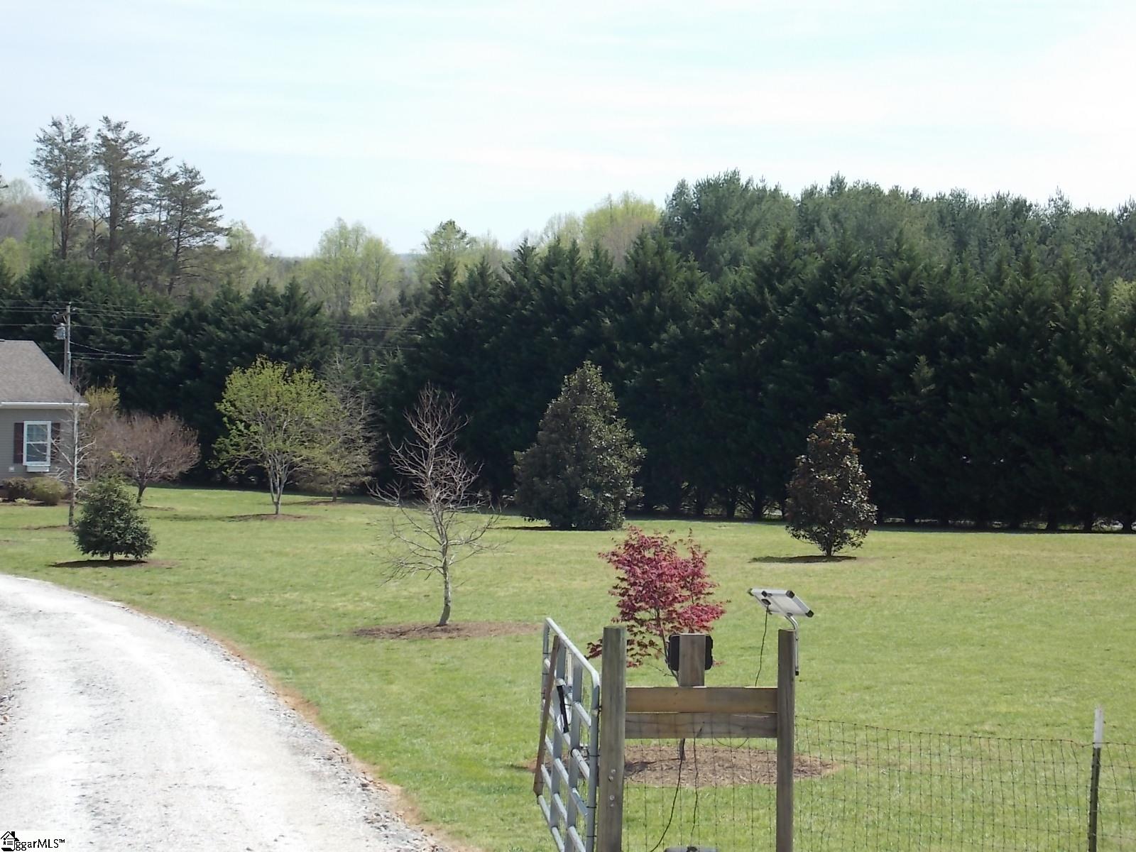 1354 Midway Road Pickens, SC 29671 - Photo 4 of 30