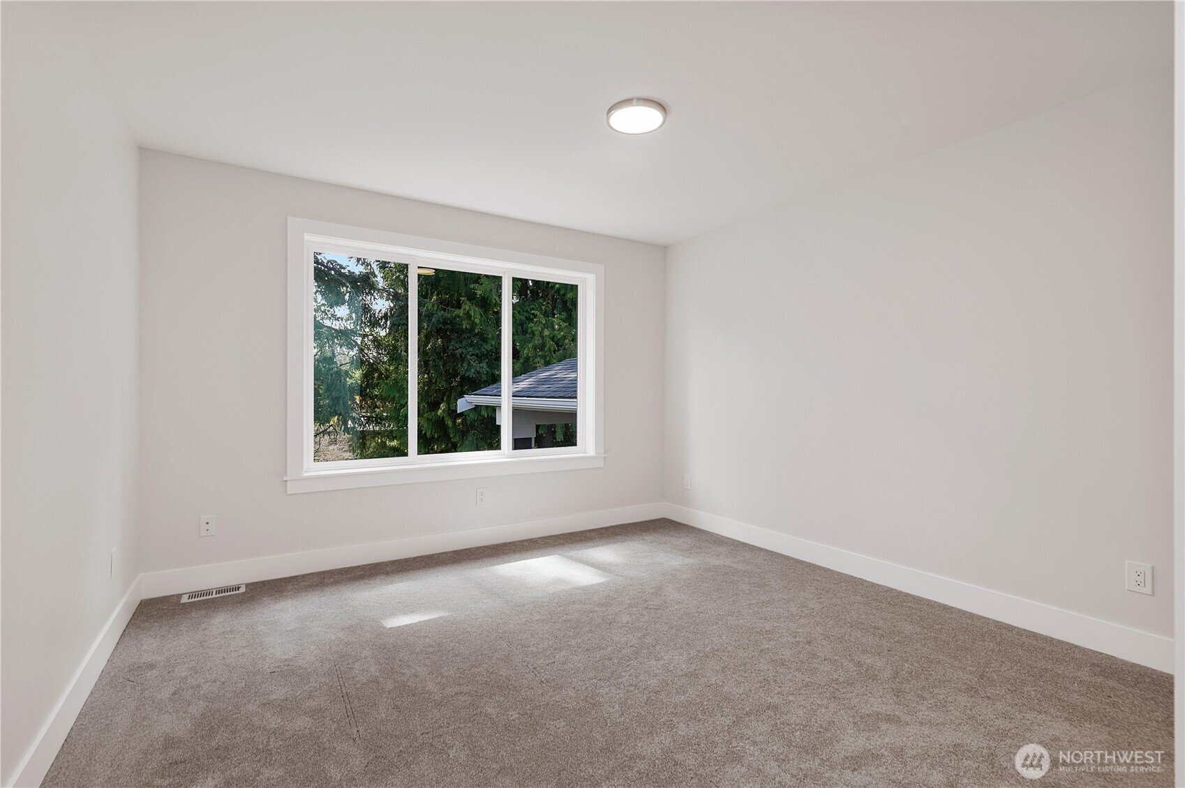 15518 56th Avenue West Edmonds, WA 98026 - Photo 32 of 40