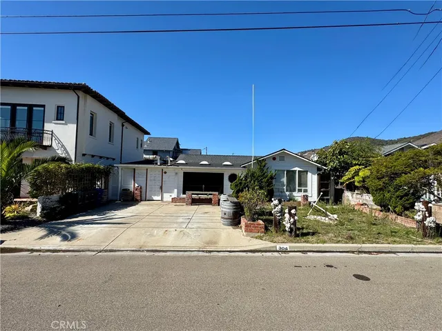 a view of a house with a patio