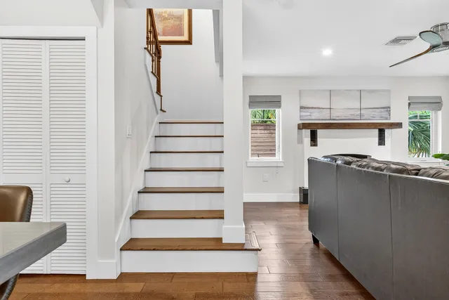 $1,995,000 | 354 Marlborough Place, West Palm Beach, FL 33405