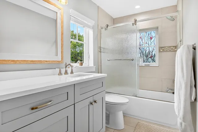 $1,995,000 | 354 Marlborough Place, West Palm Beach, FL 33405