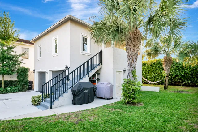 $1,995,000 | 354 Marlborough Place, West Palm Beach, FL 33405