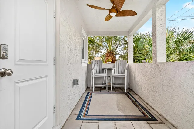$1,995,000 | 354 Marlborough Place, West Palm Beach, FL 33405