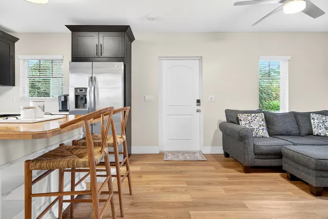 $1,995,000 | 354 Marlborough Place, West Palm Beach, FL 33405