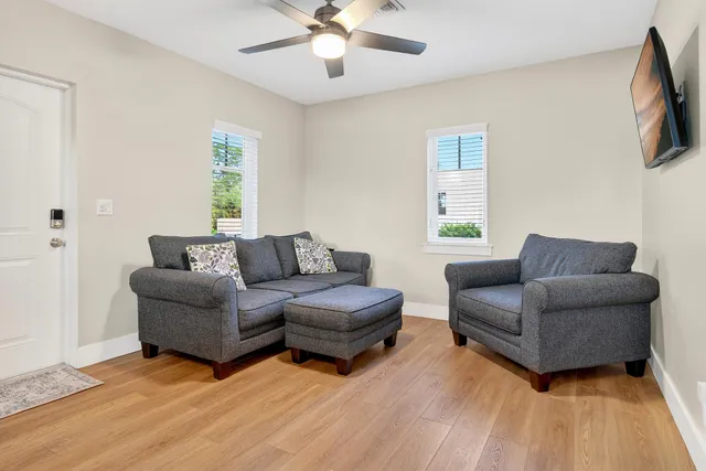 $1,995,000 | 354 Marlborough Place, West Palm Beach, FL 33405