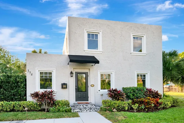 $1,995,000 | 354 Marlborough Place, West Palm Beach, FL 33405