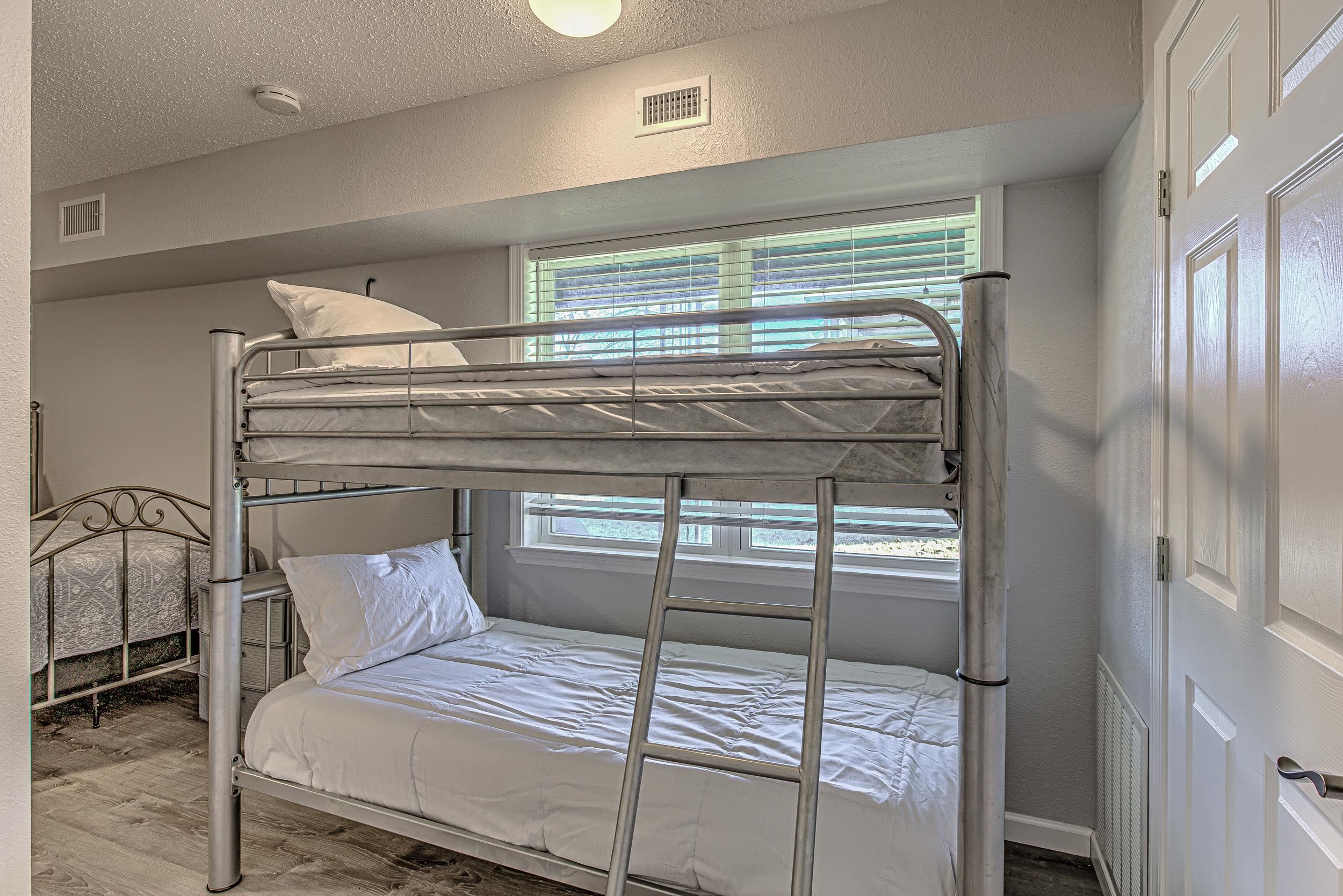 208 Riverside Drive Kingsland, TX 78639 - Photo 27 of 39