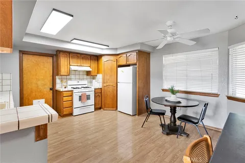 $415,000 | 10626 Valley Vista Avenue, Apple Valley, CA 92308