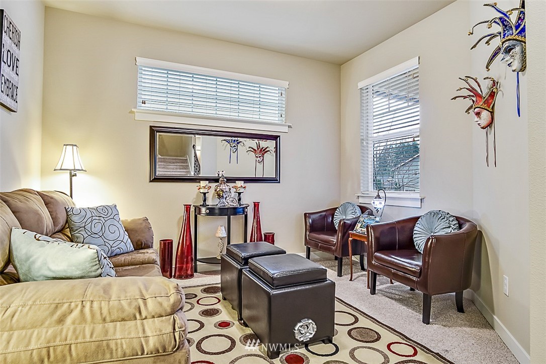 21719 8th Avenue Southeast Bothell, WA 98021 - Photo 3 of 25