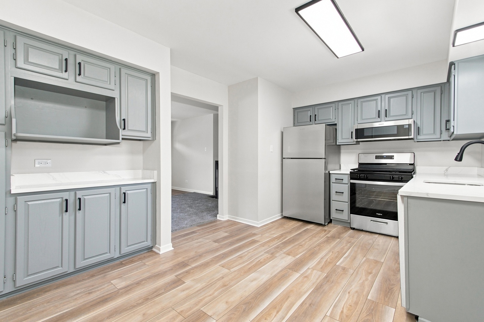 5184 Deerpath Road Oak Forest, IL 60452 - Photo 7 of 24 Gallery Image 7