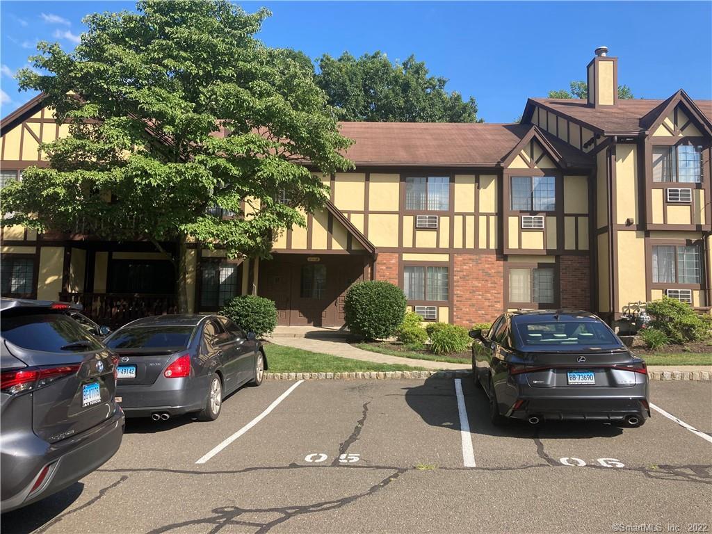 18 Canterbury Road, Unit 18 Bridgeport, CT 06606 - Photo 1 of 1