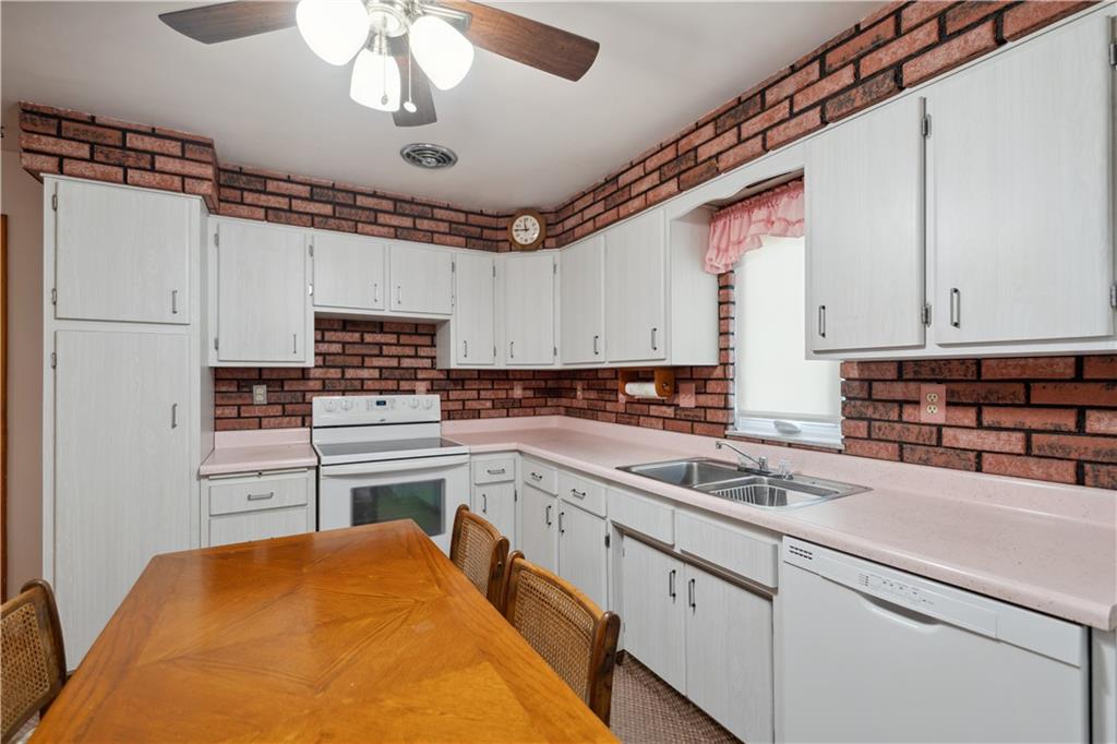 4796 Williamsport Road Elizabeth, PA 15037 - Photo 25 of 36 Gallery Image 25