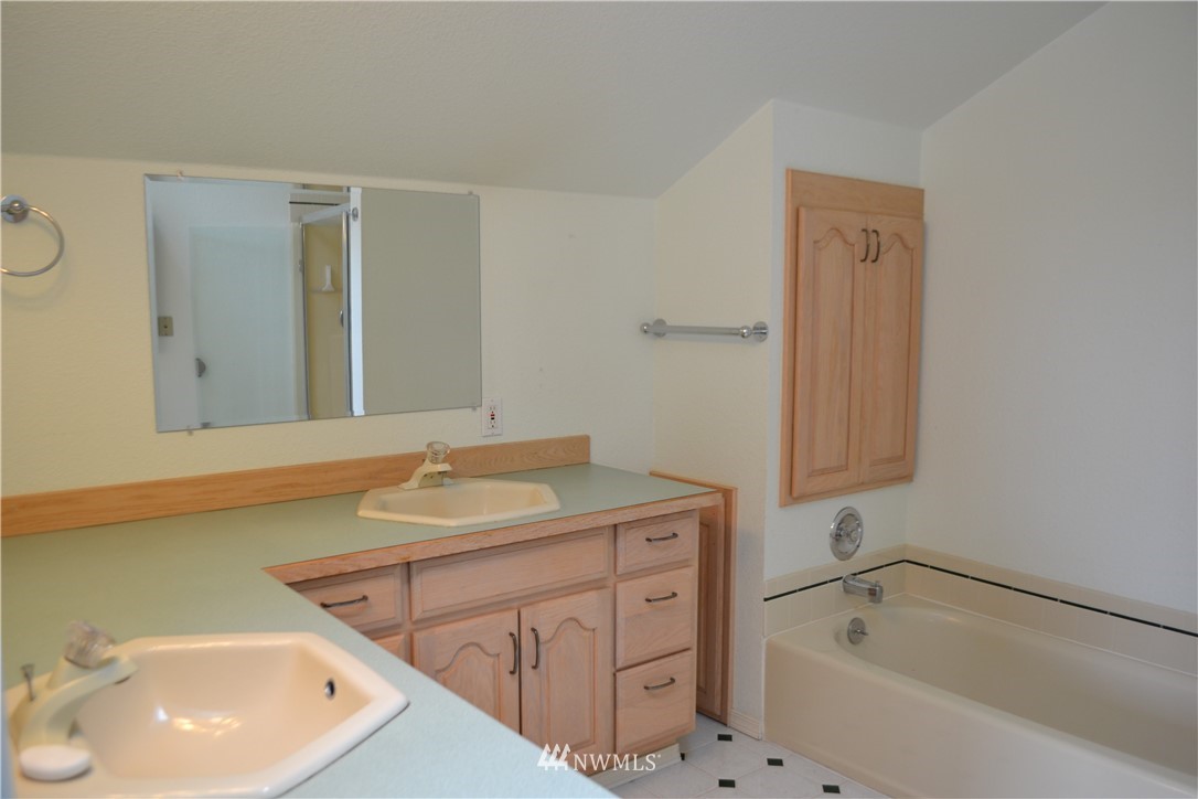 11803 Larson Road, Unit AI Anderson Island, WA 98303 - Photo 8 of 25 Gallery Image 8