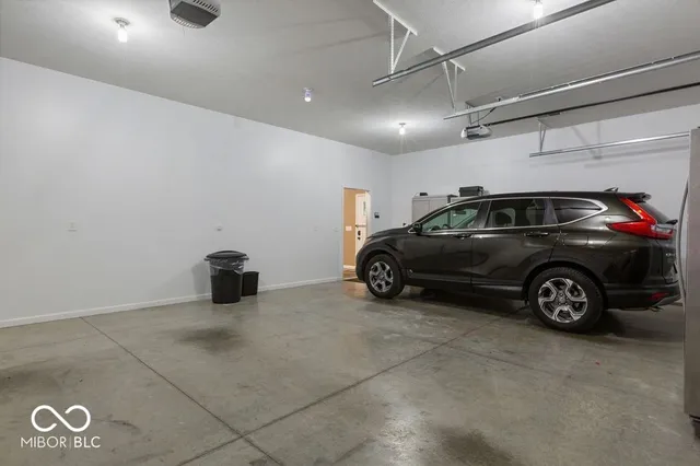 $649,000 | 434 South County Road 1125 East, Seymour, IN 47274