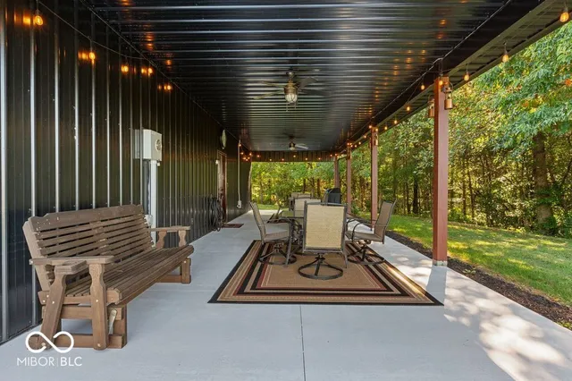 $649,000 | 434 South County Road 1125 East, Seymour, IN 47274