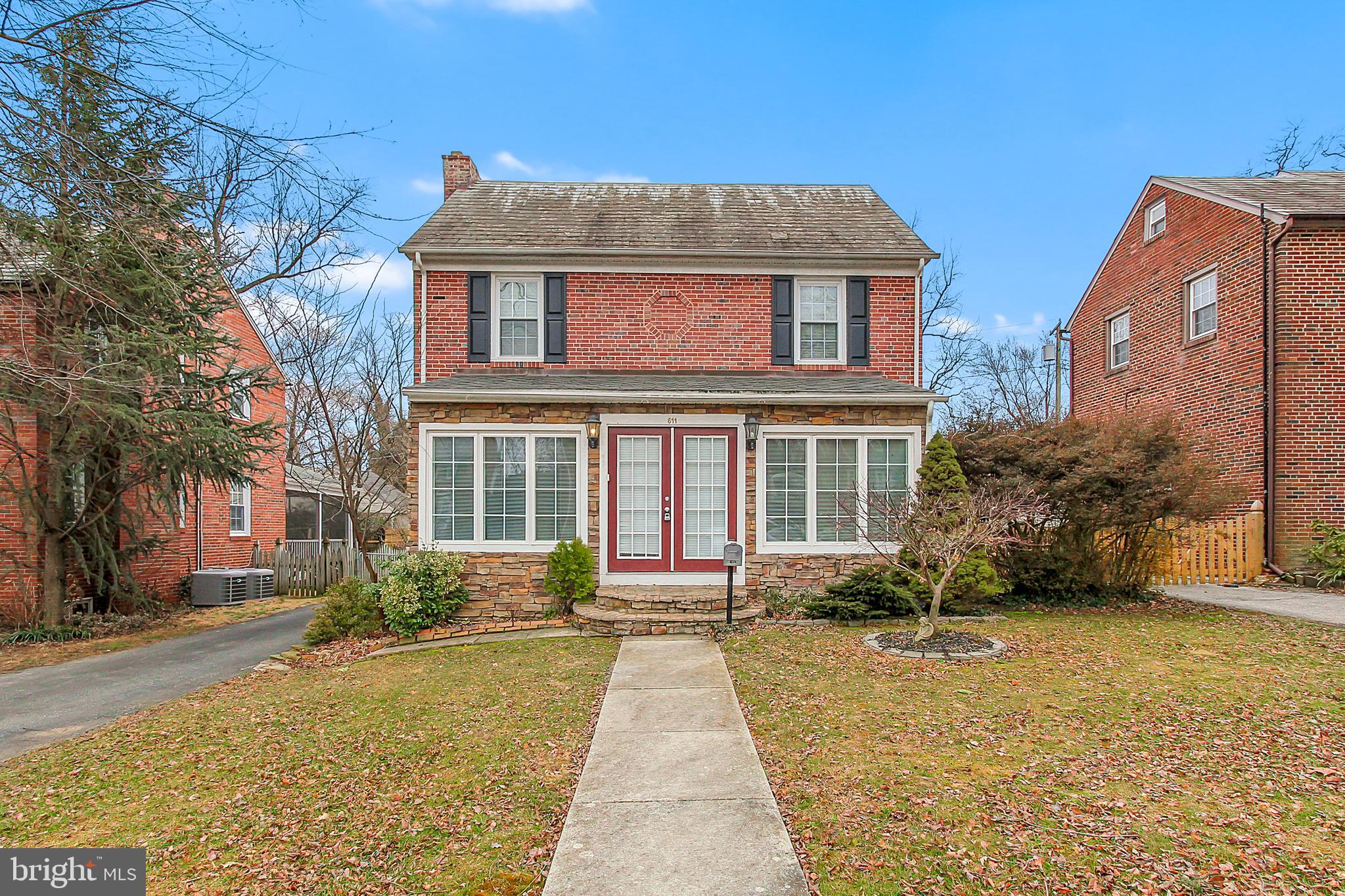 611 Overbrook Road Baltimore, MD 21212 - Photo 1 of 27 Classic Anneslie Colonial!