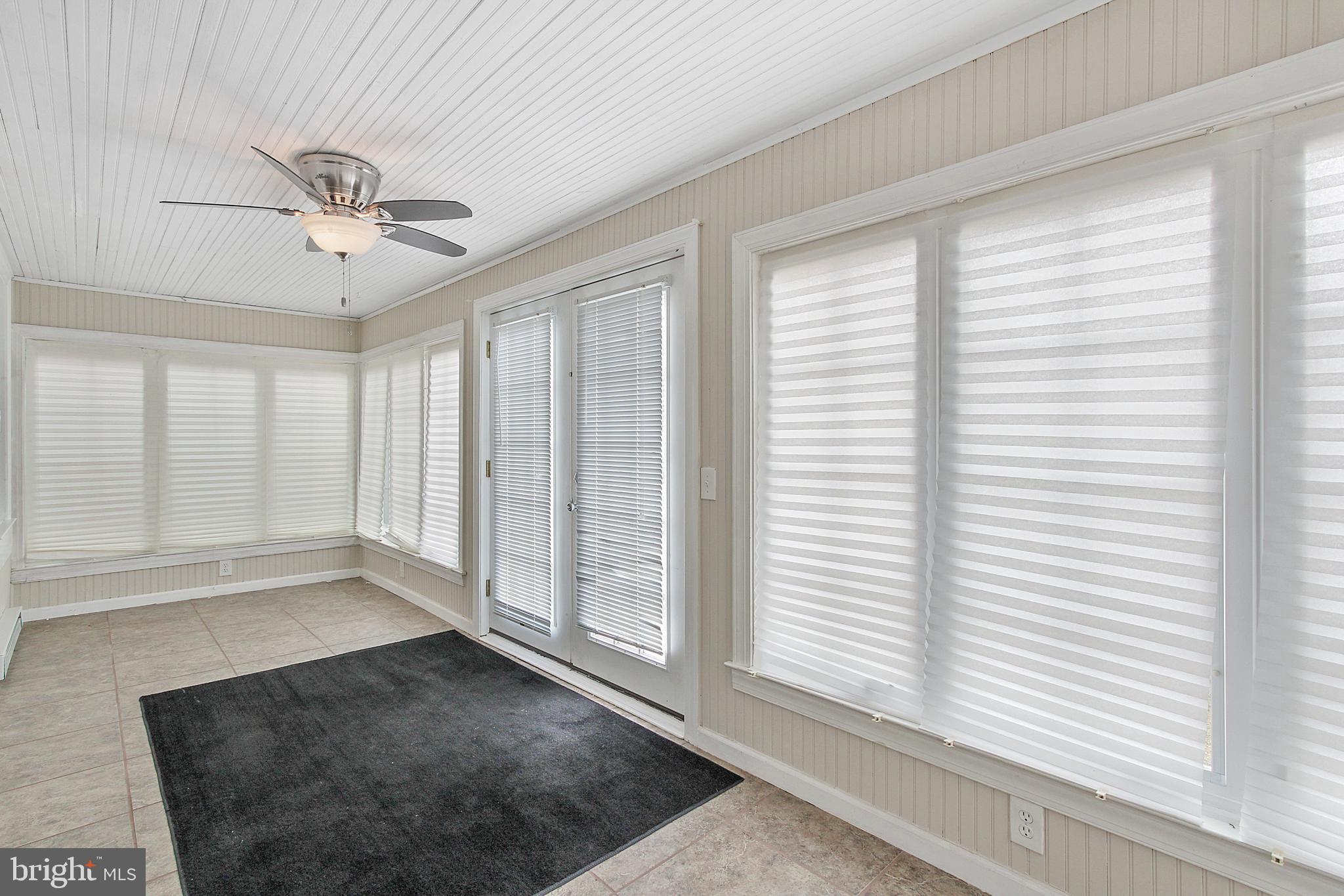 611 Overbrook Road Baltimore, MD 21212 - Photo 2 of 27 Enjoy the light and airy finished front room!