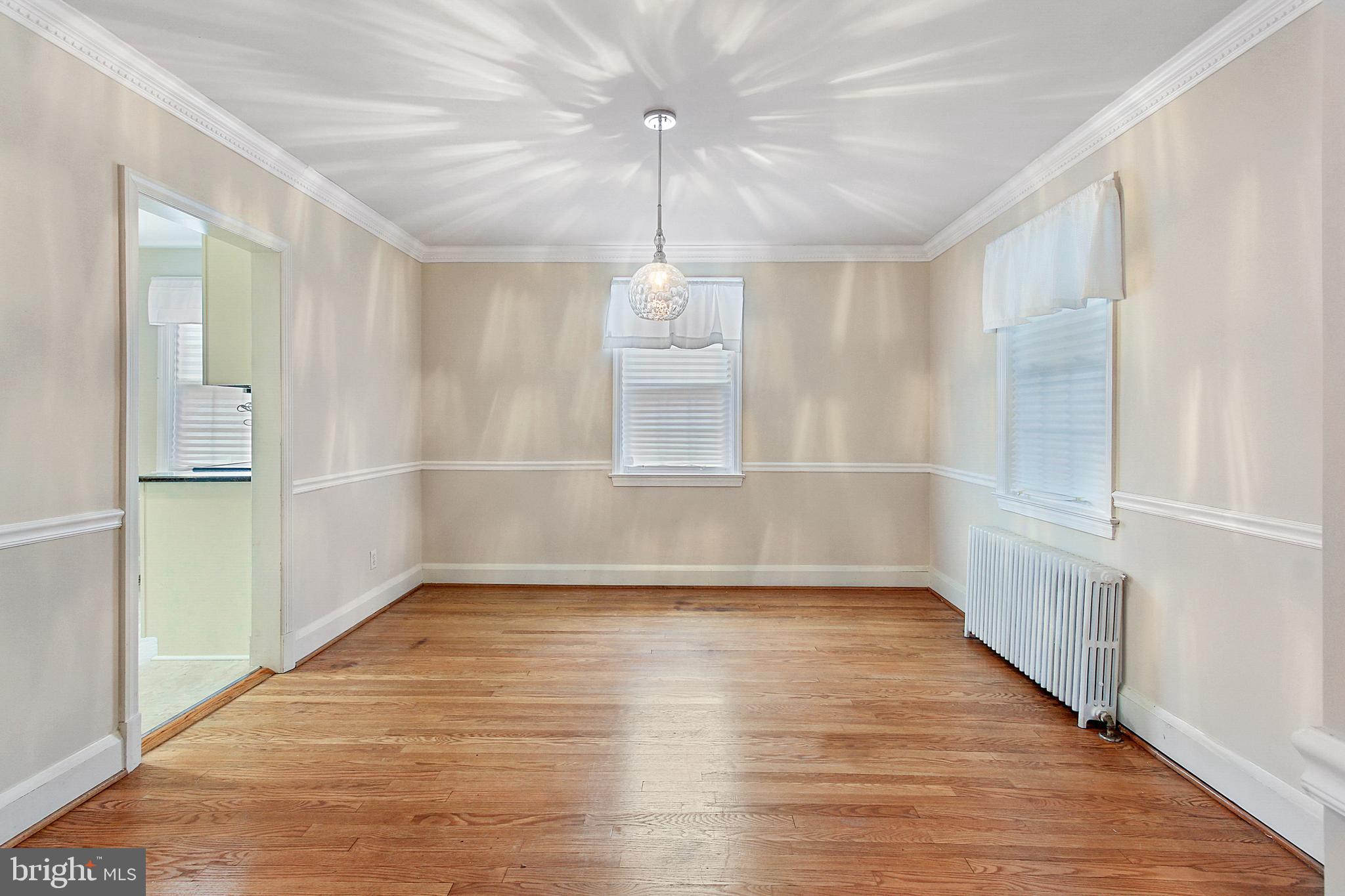 611 Overbrook Road Baltimore, MD 21212 - Photo 6 of 27 Dining room