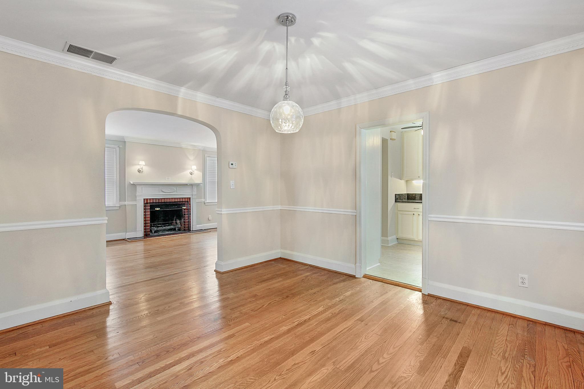 611 Overbrook Road Baltimore, MD 21212 - Photo 7 of 27