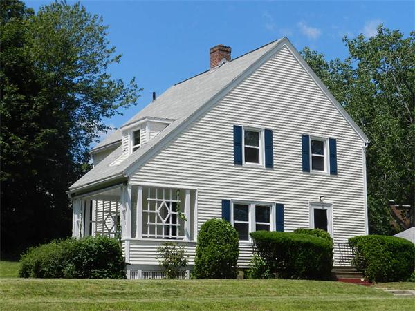 196 Pasco Road Springfield, MA 01151 - Photo 2 of 19 a view of a house with backyard