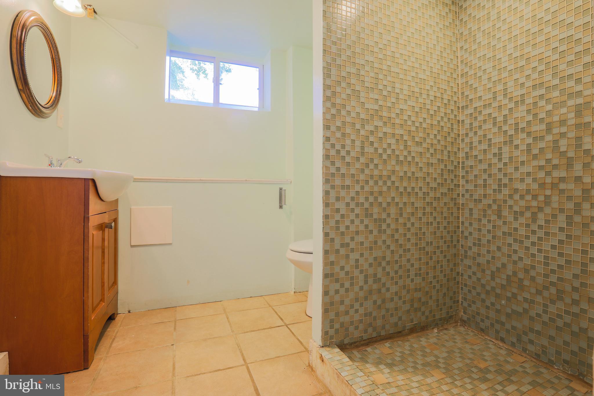 3913 Bancroft Road Baltimore, MD 21215 - Photo 14 of 16 Gallery Image 14