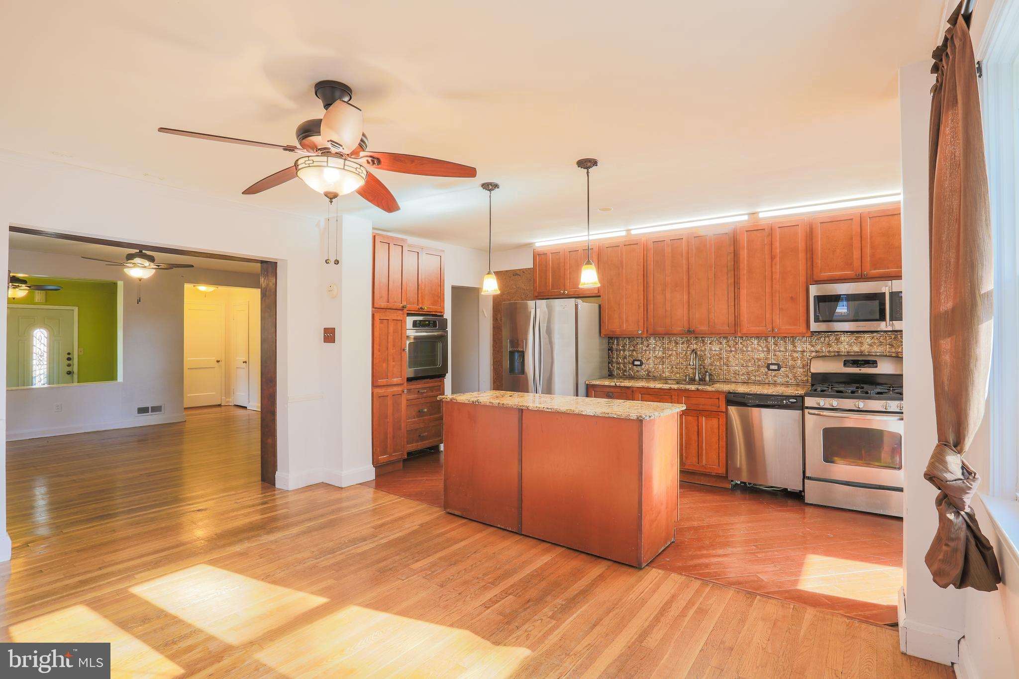 3913 Bancroft Road Baltimore, MD 21215 - Photo 6 of 16 Gallery Image 6