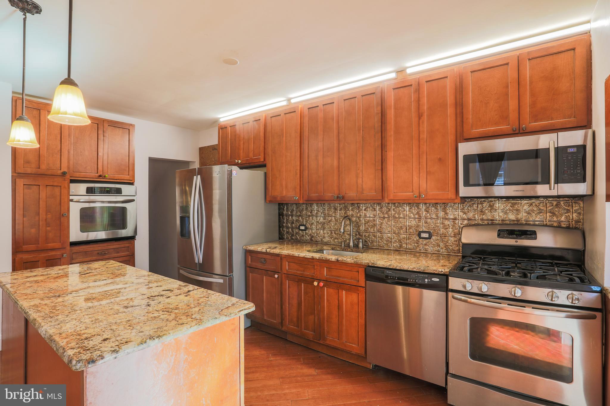 3913 Bancroft Road Baltimore, MD 21215 - Photo 7 of 16 Gallery Image 7