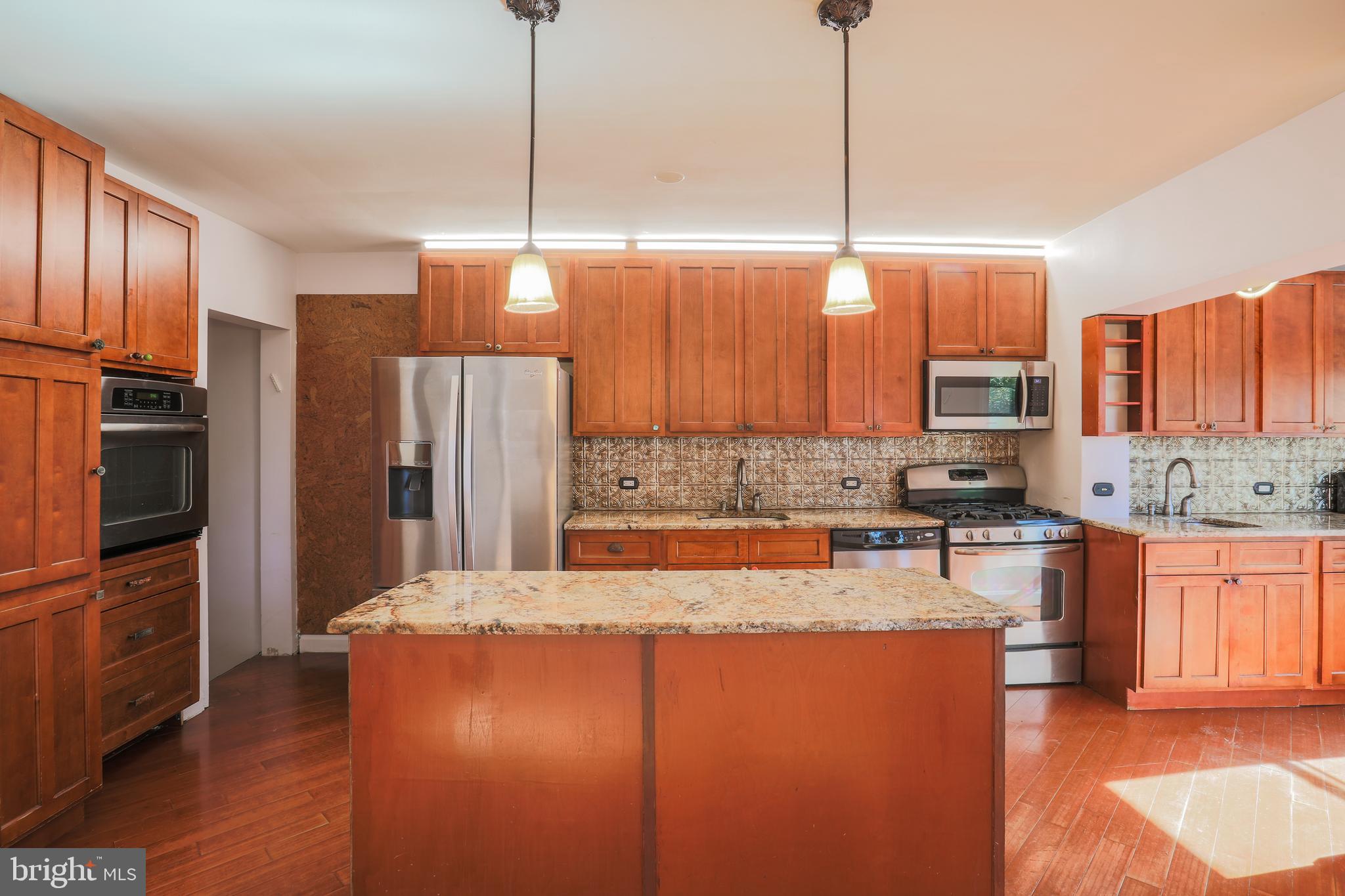 3913 Bancroft Road Baltimore, MD 21215 - Photo 9 of 16 Gallery Image 9