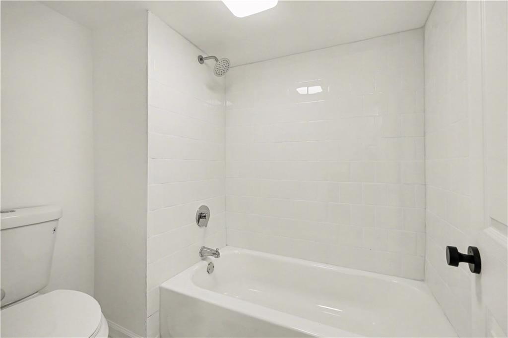 318 East Nichols Street Spring Hill, KS 66083 - Photo 13 of 23