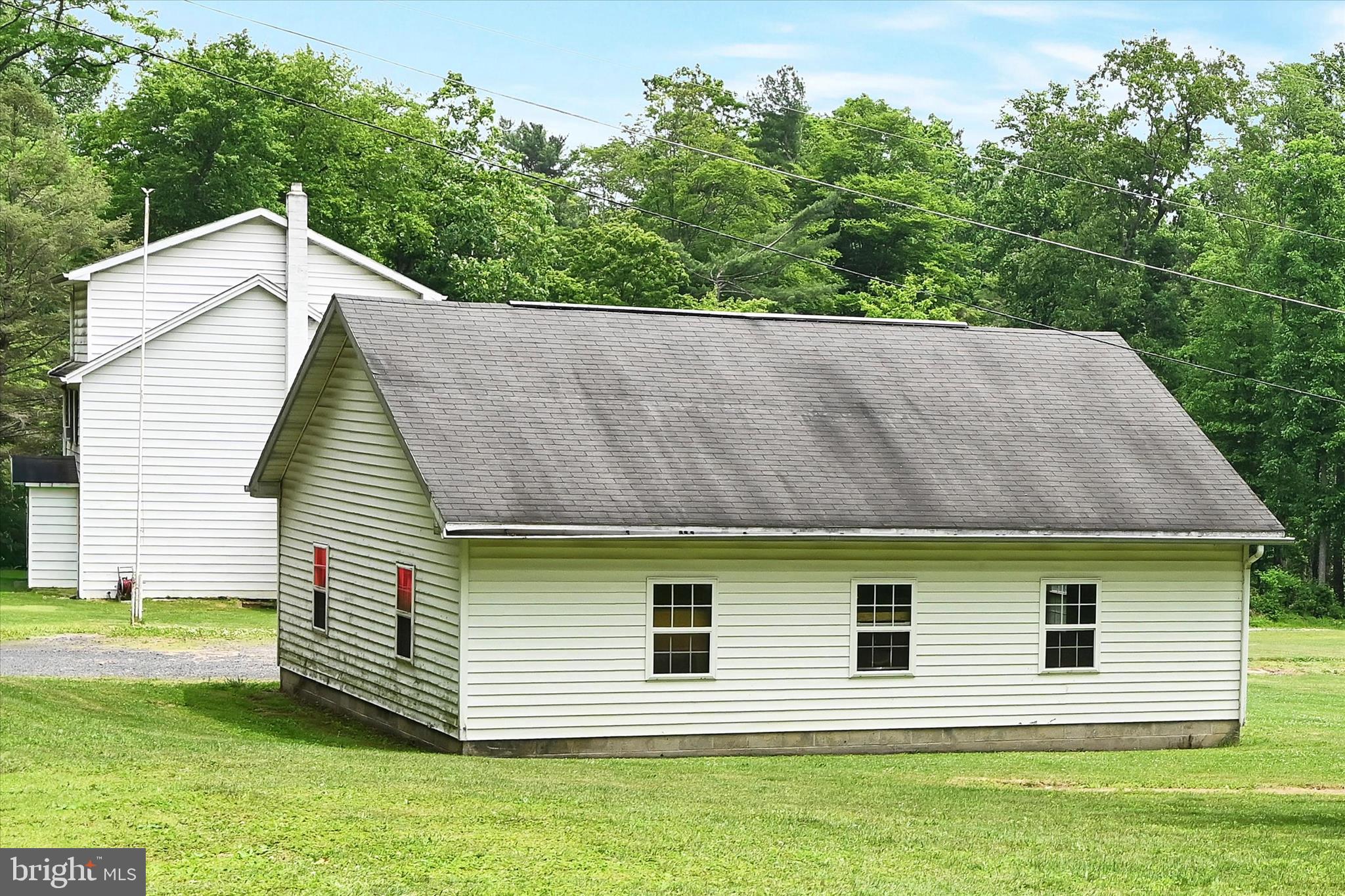 298 Camp Road Pine Grove, PA 17963 - Photo 7 of 35 Garage