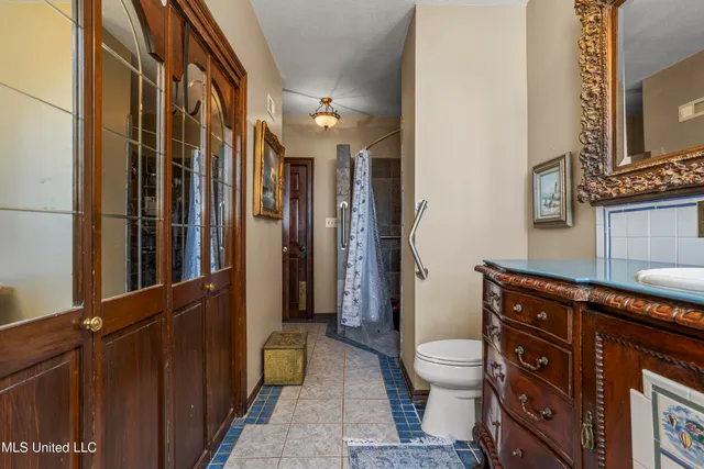 $1,095,000 | 1096 Beach Boulevard, Biloxi, MS 39530