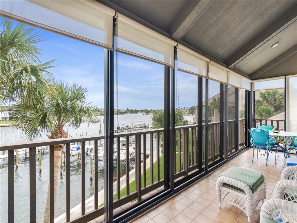 1880 Bay Road, Unit I319 Vero Beach, FL 32963 - Photo 23 of 36