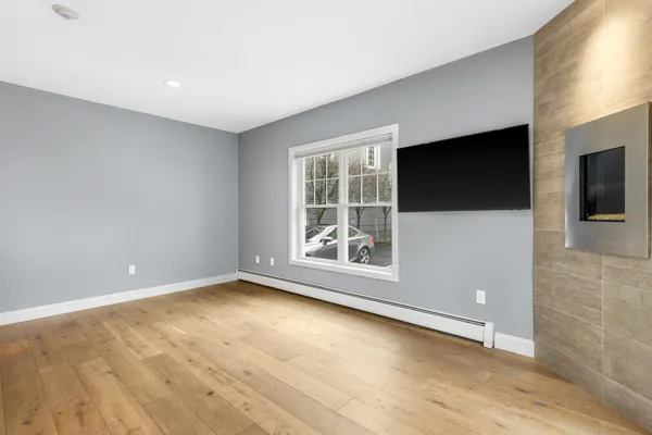 $789,900 | 43 Cornwall Street, Unit B, Portsmouth, NH 03801
