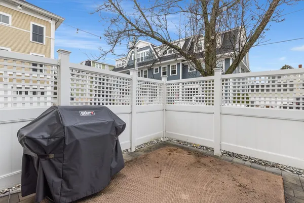 $789,900 | 43 Cornwall Street, Unit B, Portsmouth, NH 03801