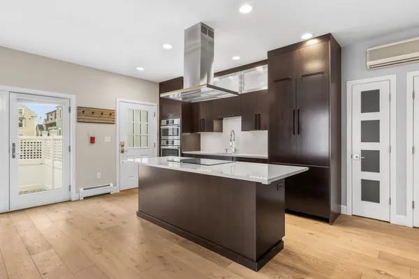 $789,900 | 43 Cornwall Street, Unit B, Portsmouth, NH 03801