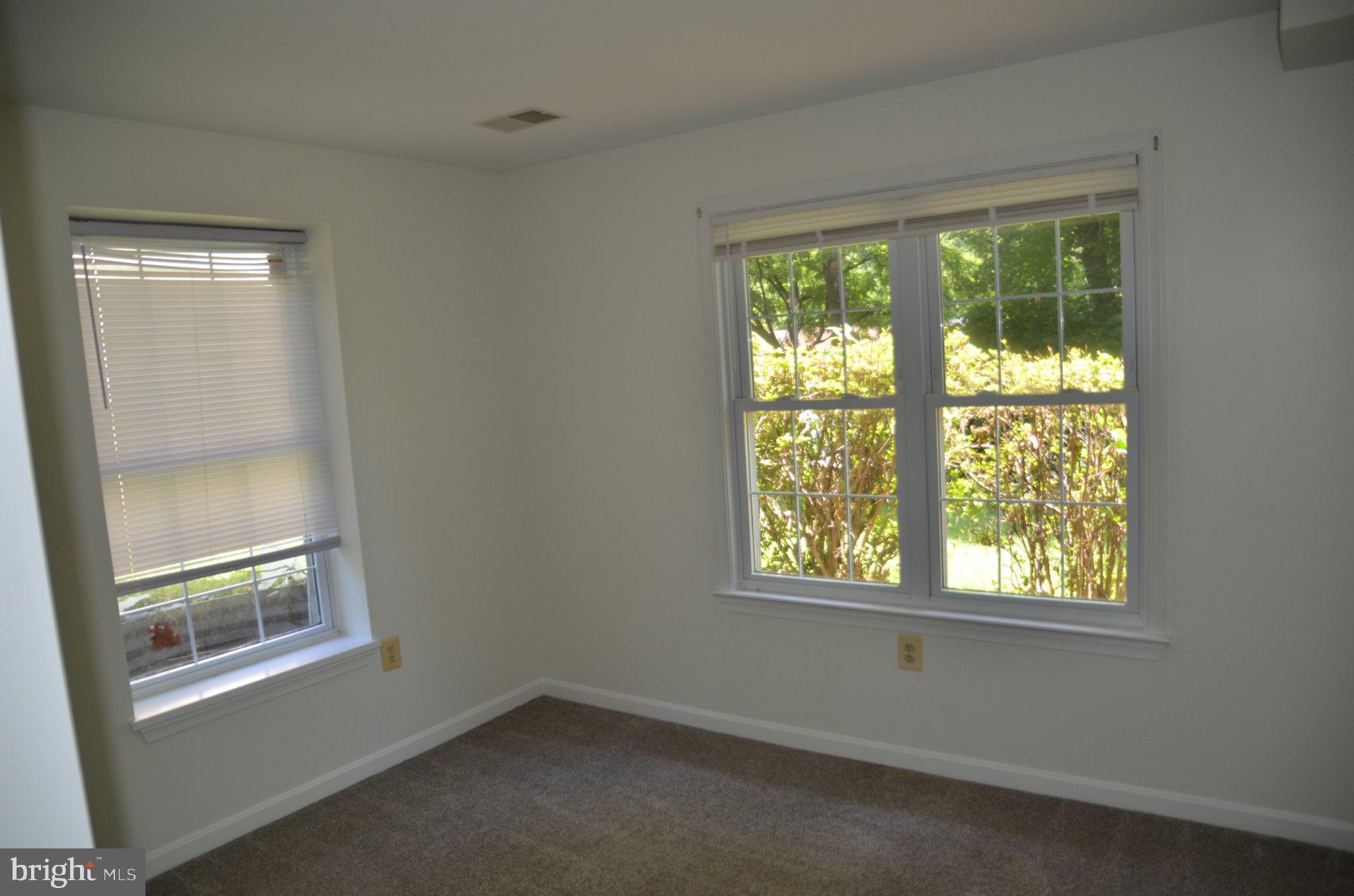 406 Longdraft Road Gaithersburg, MD 20878 - Photo 23 of 24 Bright and airy corner retreat.